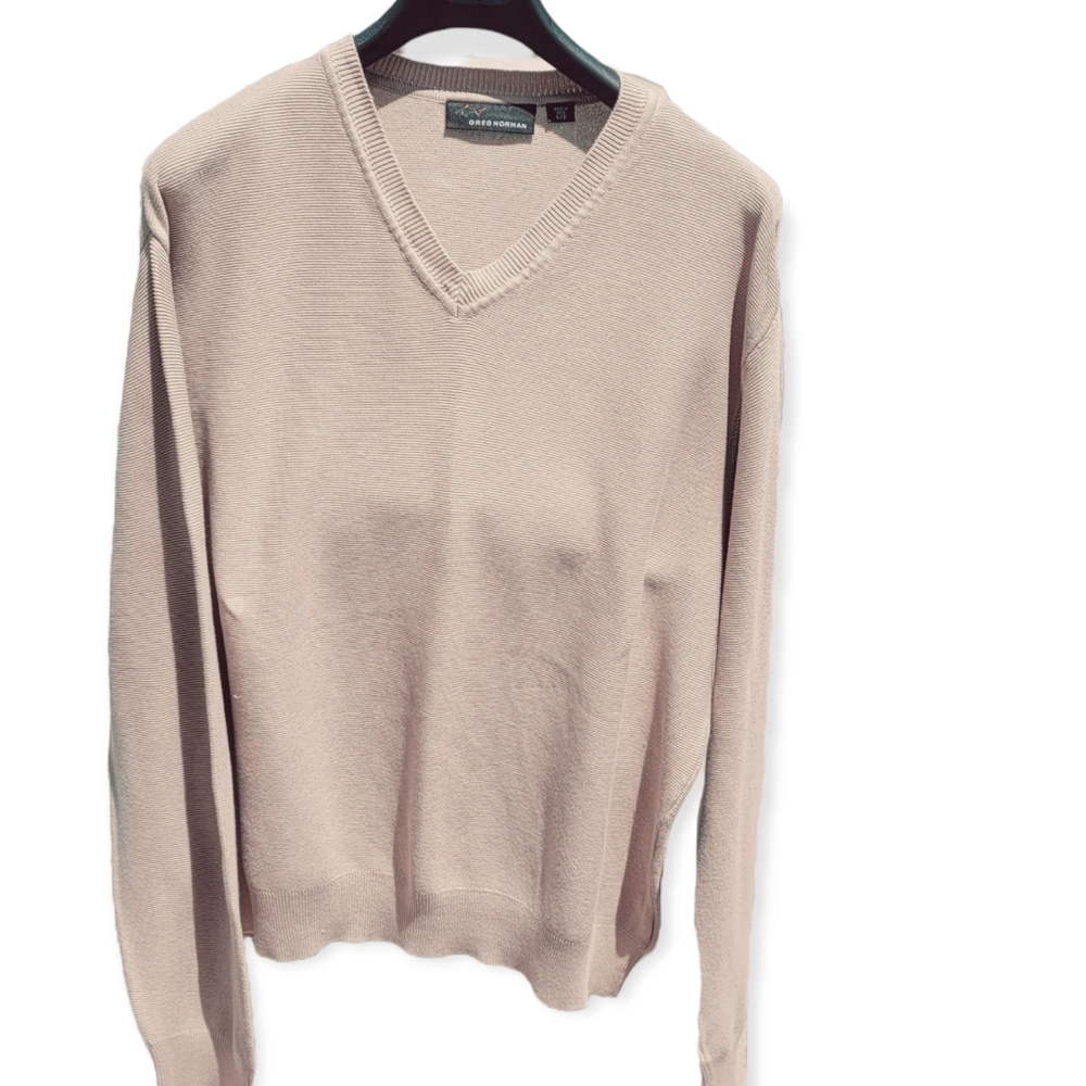 Greg Norman Collection V-Neck Knit pullover Sweater Size Large Tan Long Sleeve.